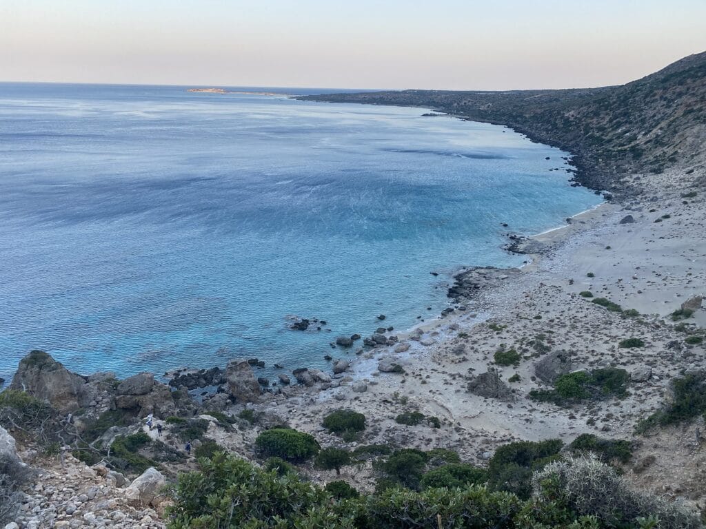 Das Meer an der Küste Kretas